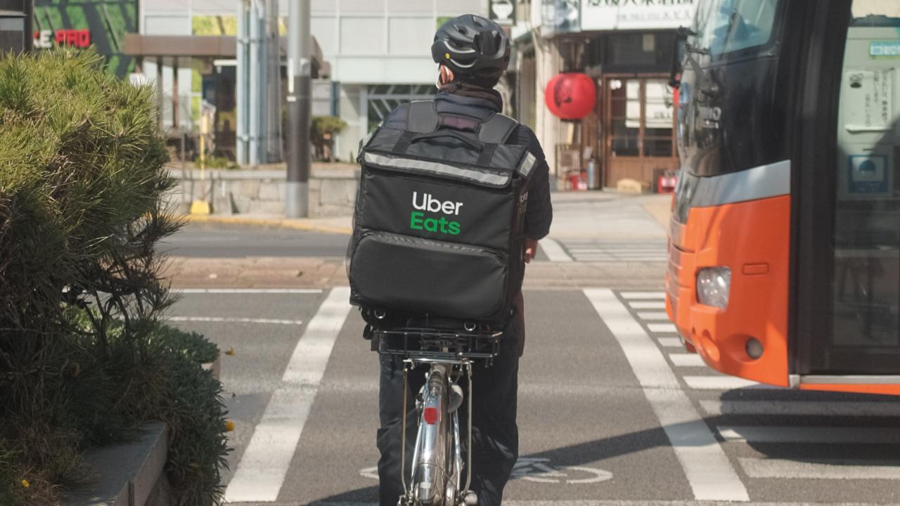 Repartidor de Uber Eats