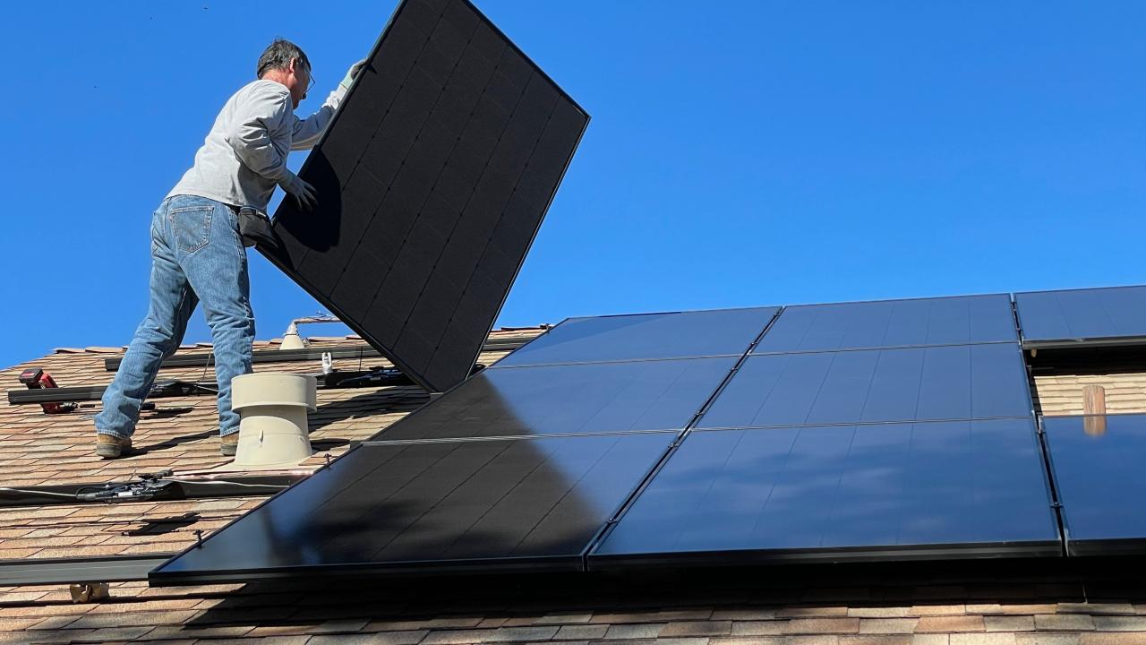 Paneles solares. Foto: Unsplash. 