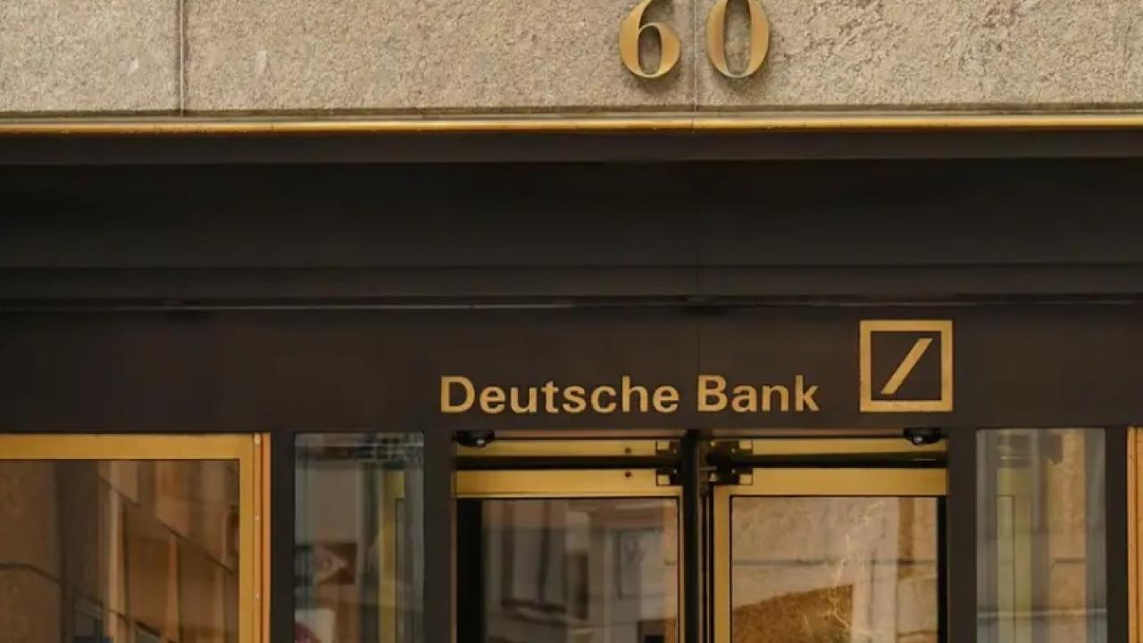 frontis Deutsche Bank, crédito D Welle
