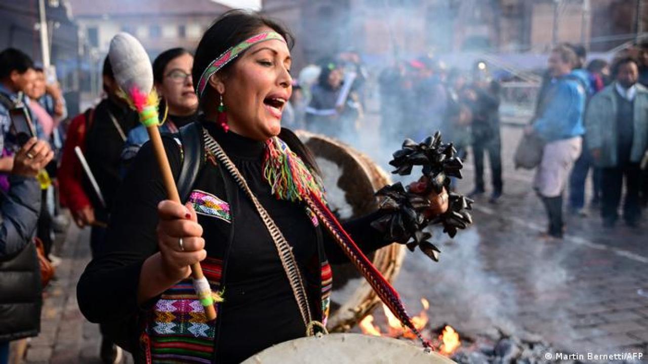 Dos manifestantes heridos en desalojo de planta de gas en Perú