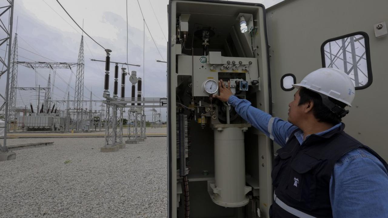 Coca Codo Sinclair: la hidroeléctrica china que mejoró calidad de vida en un poblado de Ecuador