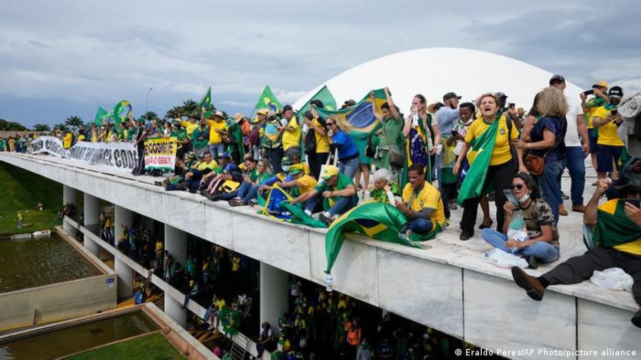 OEA y gobiernos de América Latina repudian invasión de poderes públicos en Brasil