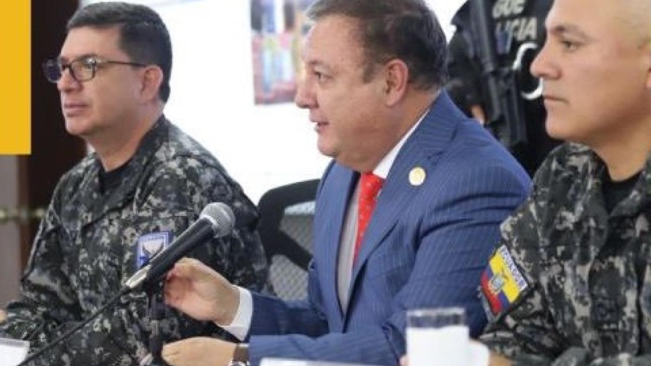 Ecuador desarticula banda que abastecía de armas a grupos irregulares de Colombia