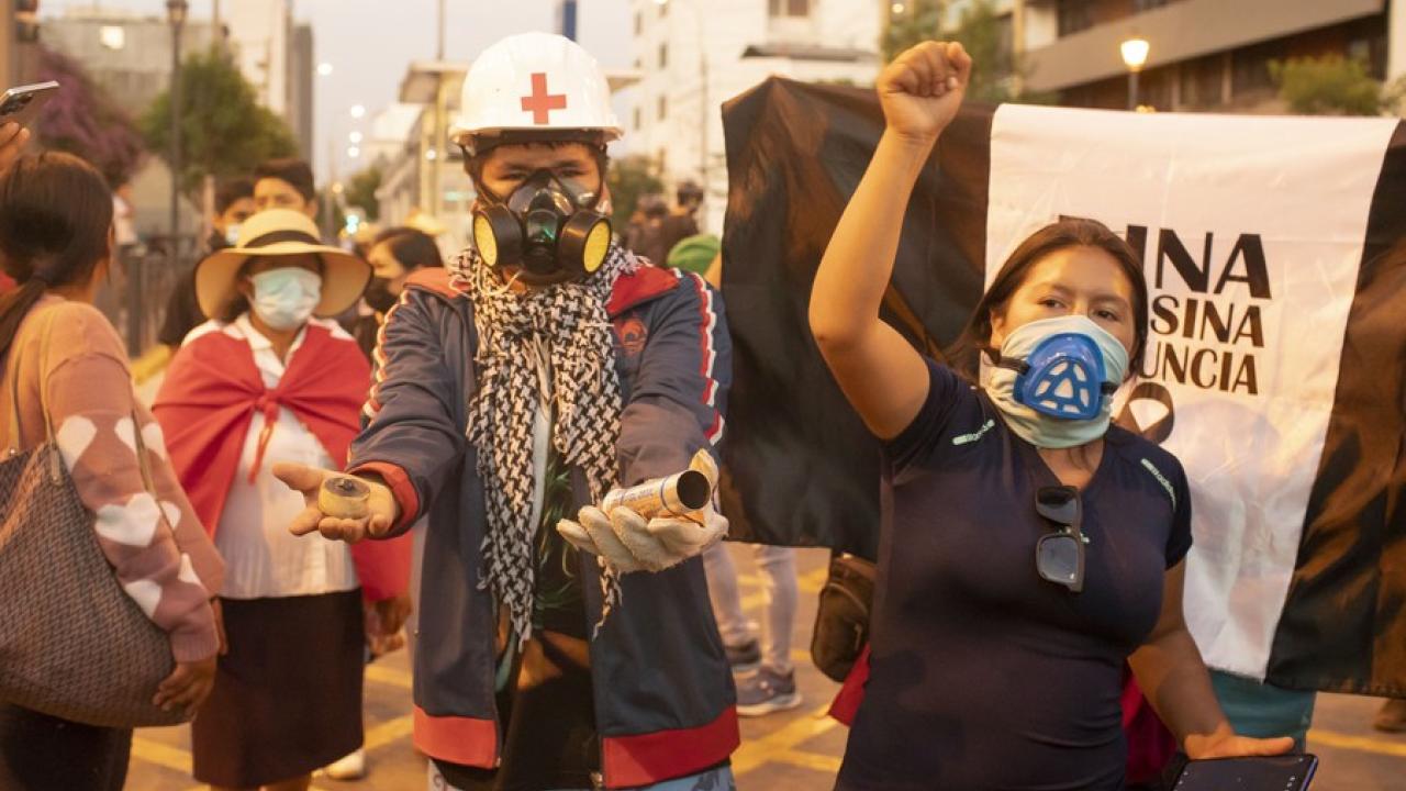 Sentencian en Perú a 27 manifestantes por "actos vandálicos"