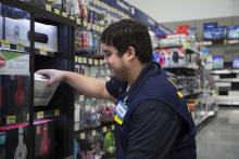 Un trabajador de Walmart. Europa Press